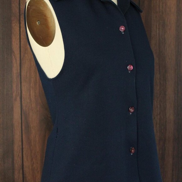 Vintage 1970s Shirt, Dagger Collar Navy Blue Button Down Poly Blouse, Sleeveless - Picture 6 of 10
